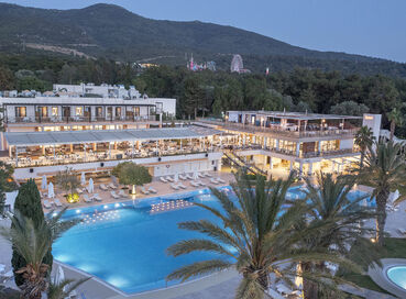 DoubleTree By Hilton Bodrum Işıl Club Resort